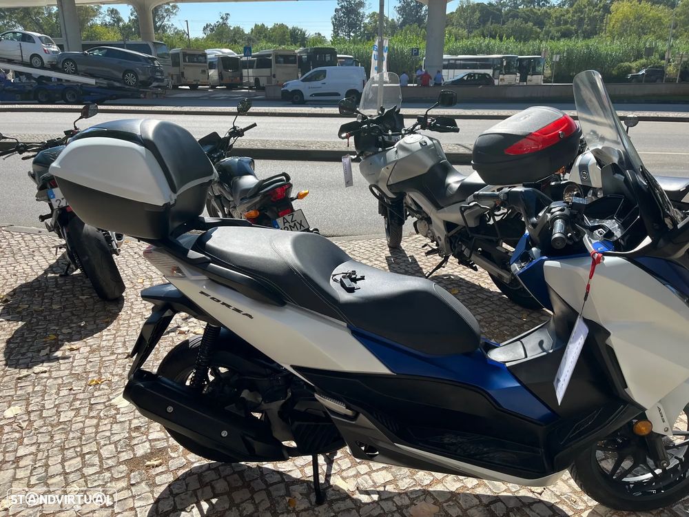 Usado Honda Forza 2017 - 3 250 EUR - Standvirtual.com