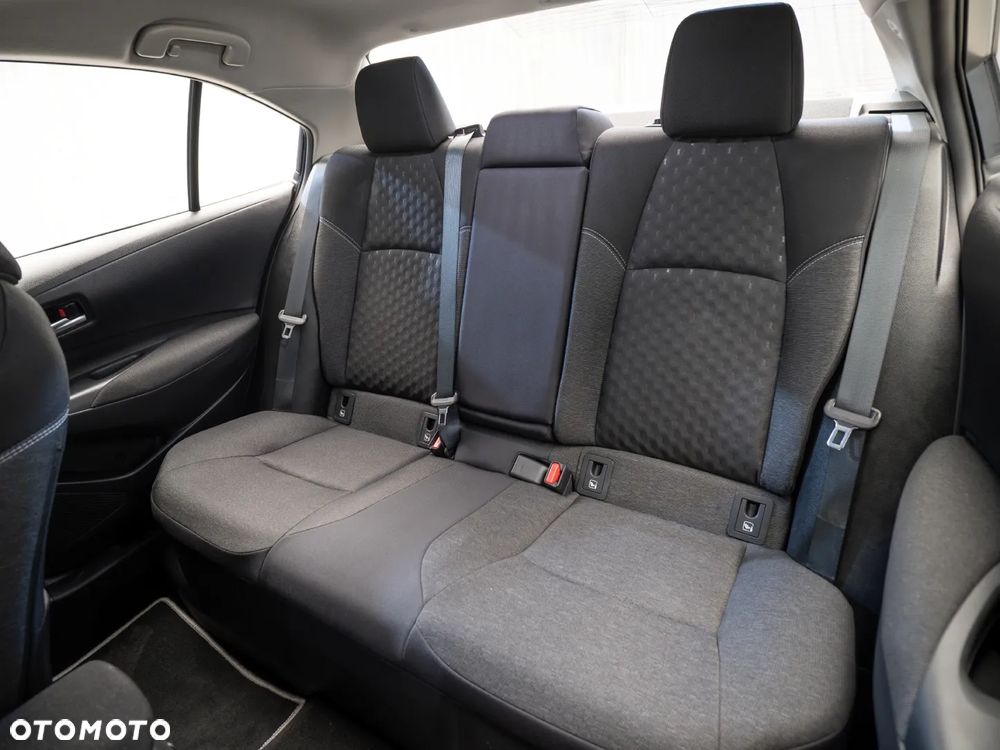 Toyota Corolla - 31