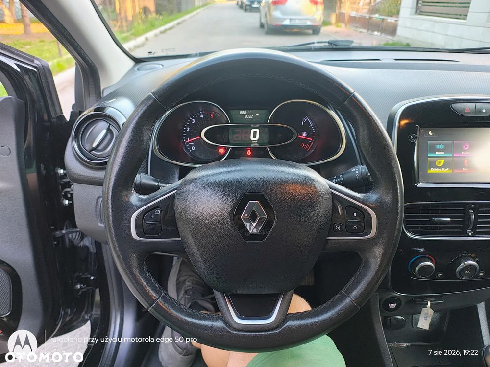 Renault Clio - 17