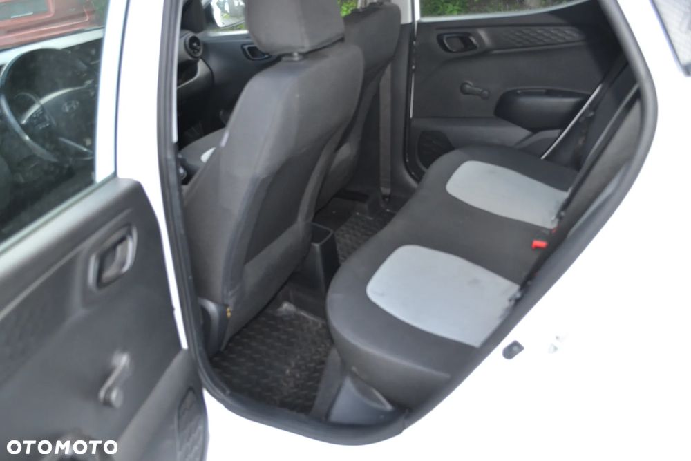 Hyundai i10 1.0 blue Pure - 14