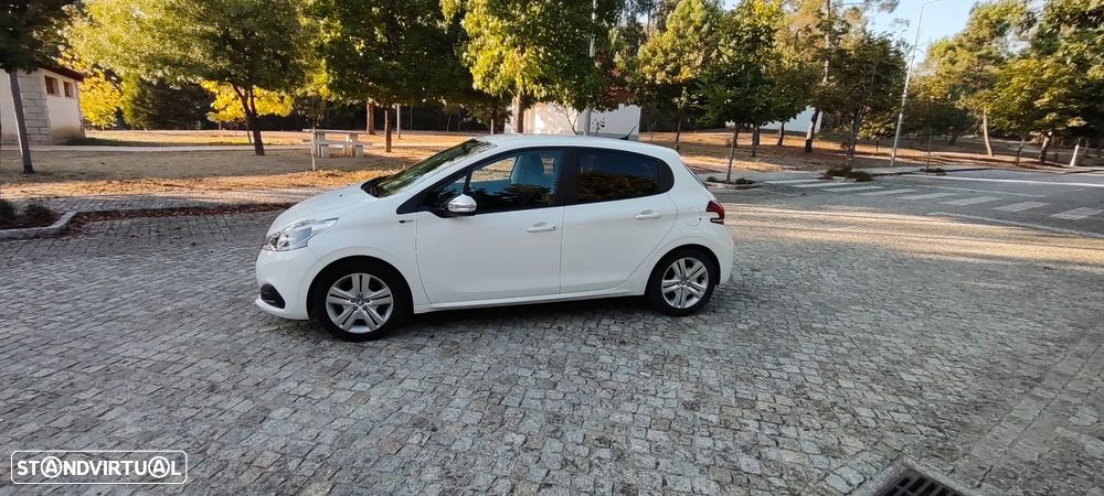 Peugeot 208 1.2 PureTech Style - 7