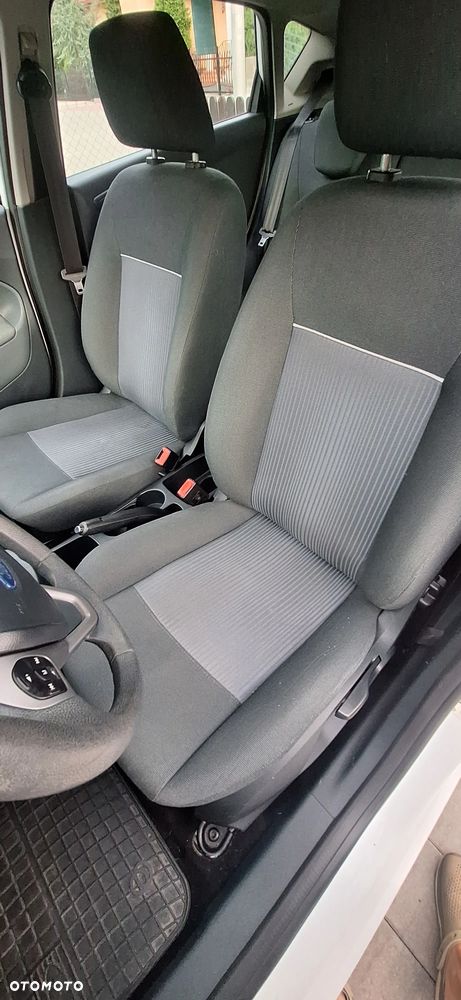 Ford Fiesta - 8