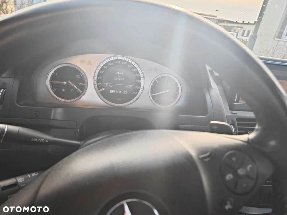 Mercedes-Benz Klasa C 320 CDI Avantgarde 4-Matic - 3