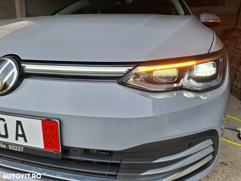 Volkswagen Golf Standard - 10