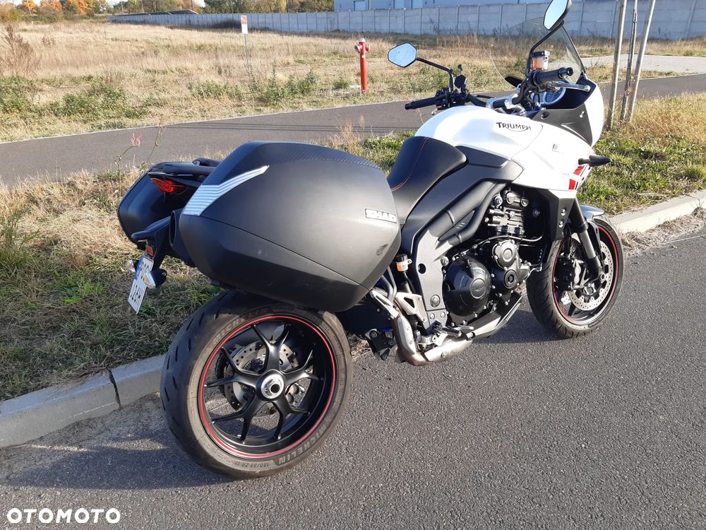 Triumph Tiger - 4