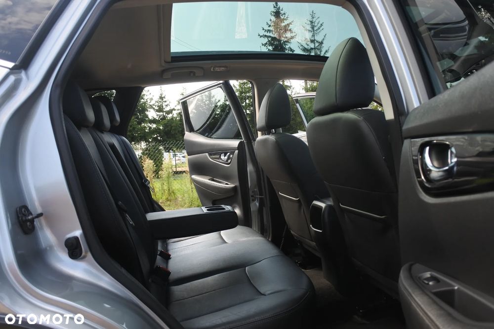 Nissan Qashqai 1.2 DIG-T Tekna EU6 - 8