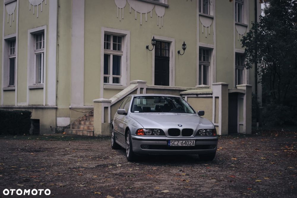 BMW Seria 5 - 1