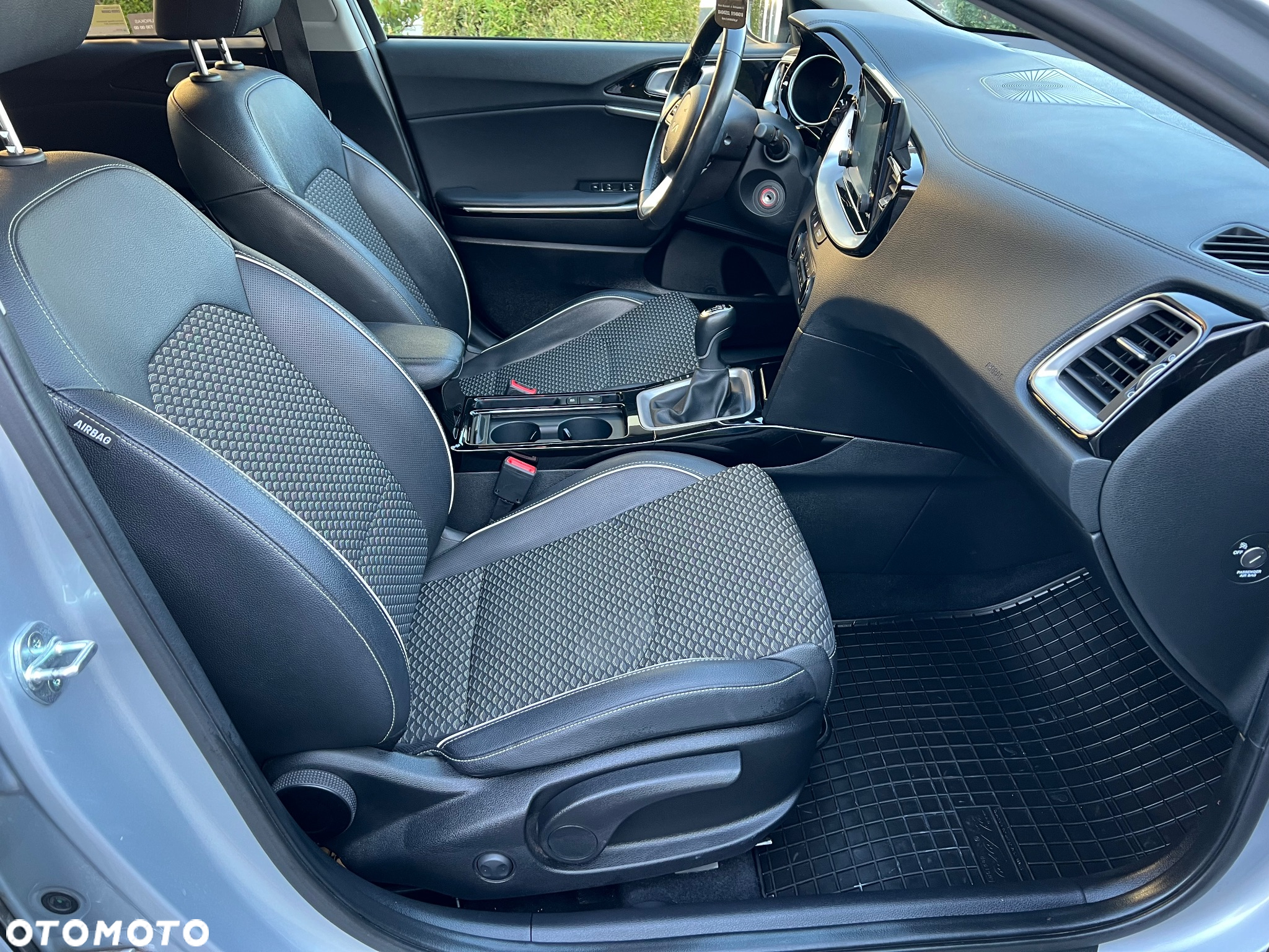 Kia Ceed 1.5 T-GDI L - 13
