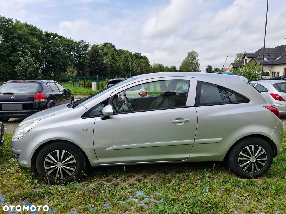 Opel Corsa 1.2 16V Cosmo - 7