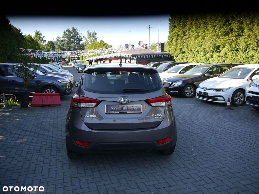 Hyundai ix20 - 16