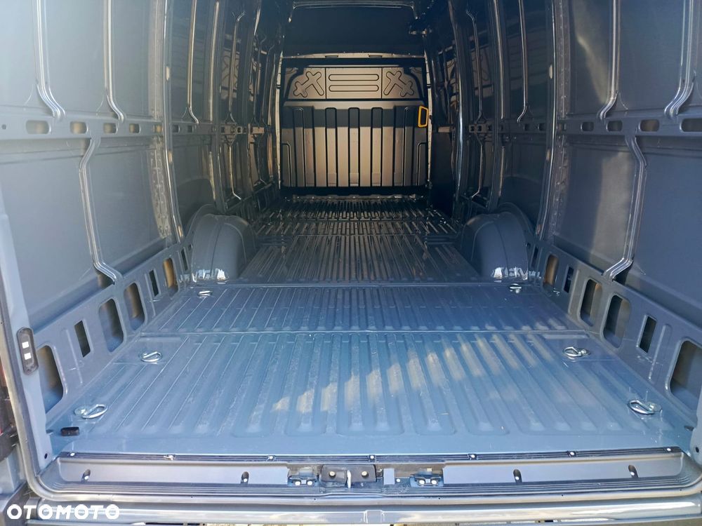 Iveco Daily / Pewny partner w biznesie ! - 9