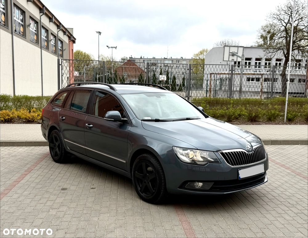Skoda Superb 2.0 TDI 4x4 Ambition DSG - 3