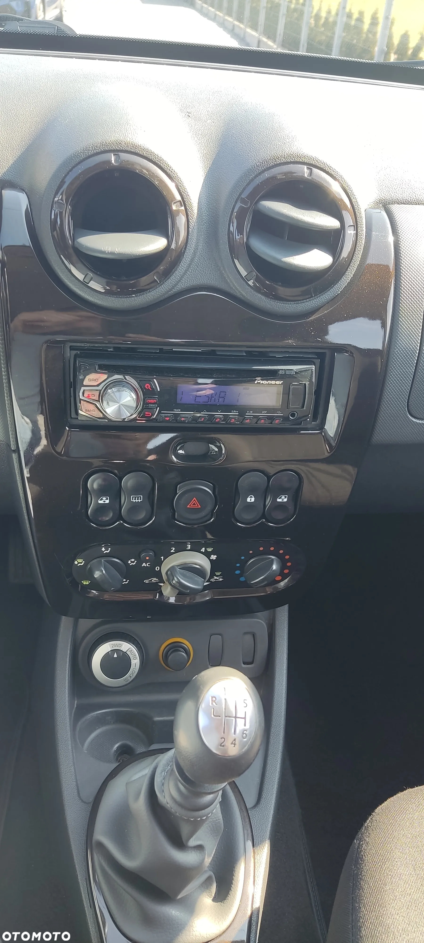 Dacia Duster 1.6 16V 4x4 Ambiance - 17