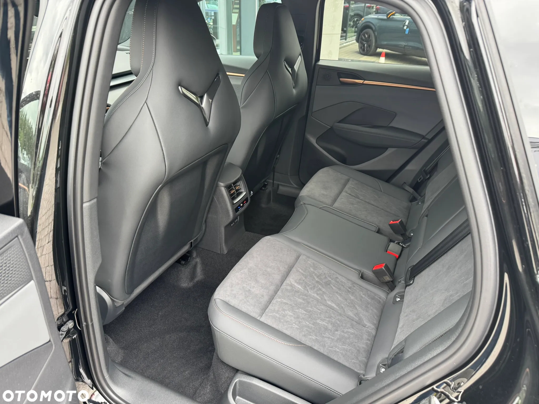 Cupra Terramar 1.5 eTSI mHEV DSG - 11