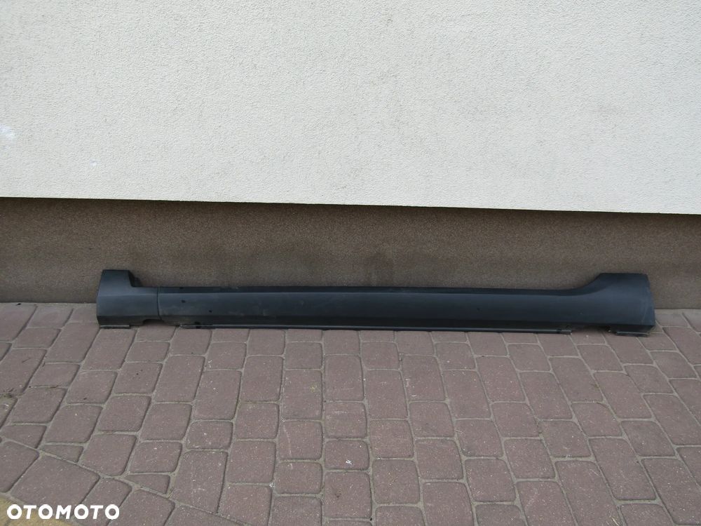 PEUGEOT 2008 I NAKŁADKA LISTWA PROGOWA LEWA  13 19R - 1