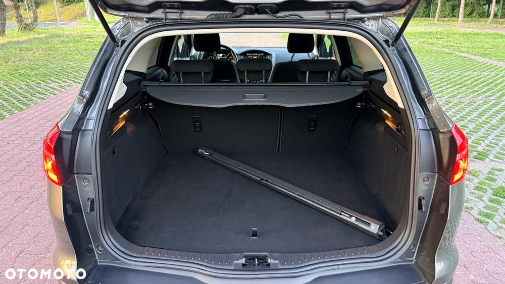 Ford Focus 1.0 EcoBoost Gold X (Trend) - 11