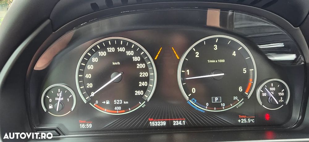 BMW X5 xDrive40d - 25