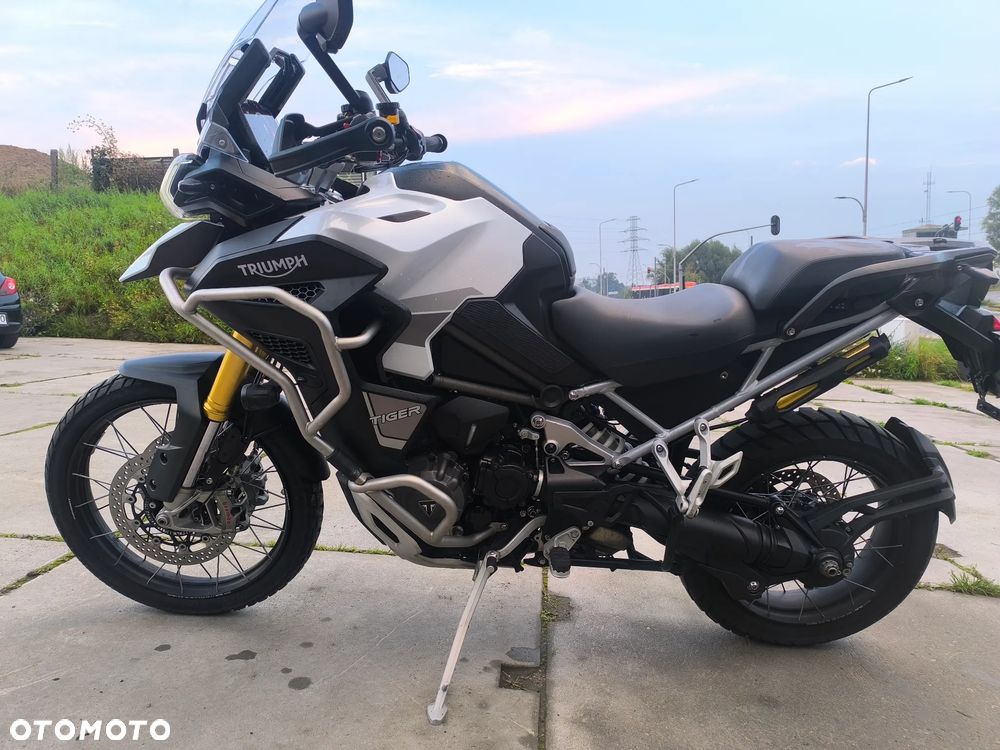 Triumph Tiger - 9