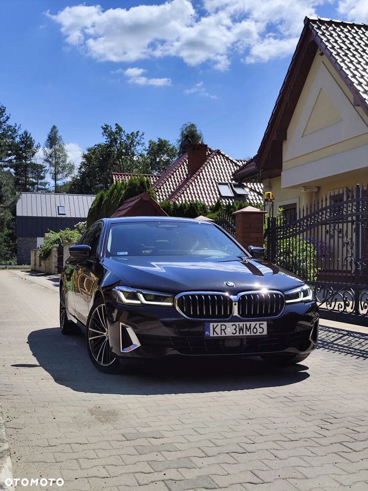 BMW Seria 5 530i GPF xDrive Luxury Line - 1