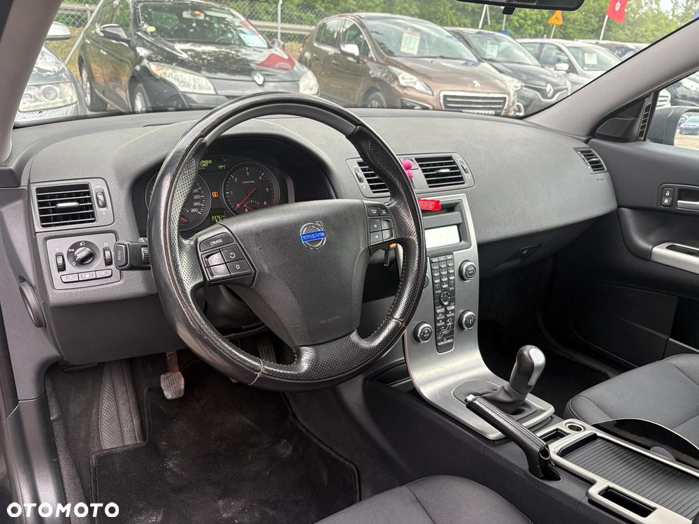 Volvo C30 1.6D - 13