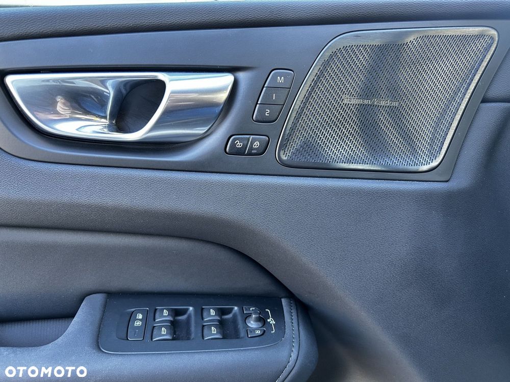 Volvo XC 60 - 19