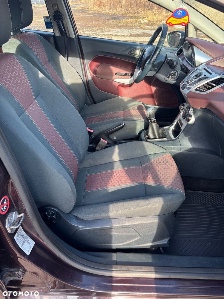 Ford Fiesta 1.4 Titanium - 10