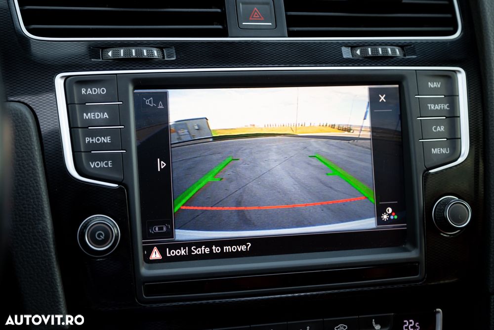 Volkswagen Golf - 31