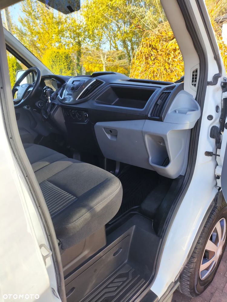 Ford Transit - 27