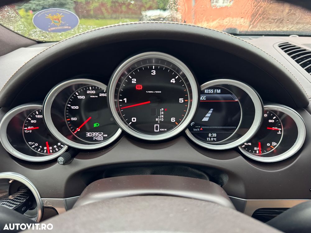 Porsche Cayenne - 14