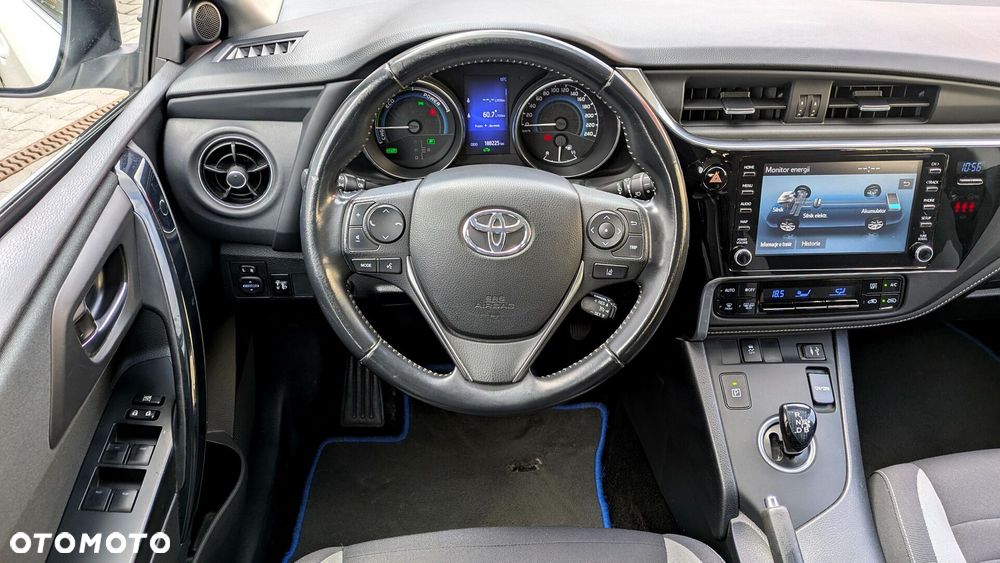 Toyota Auris - 10