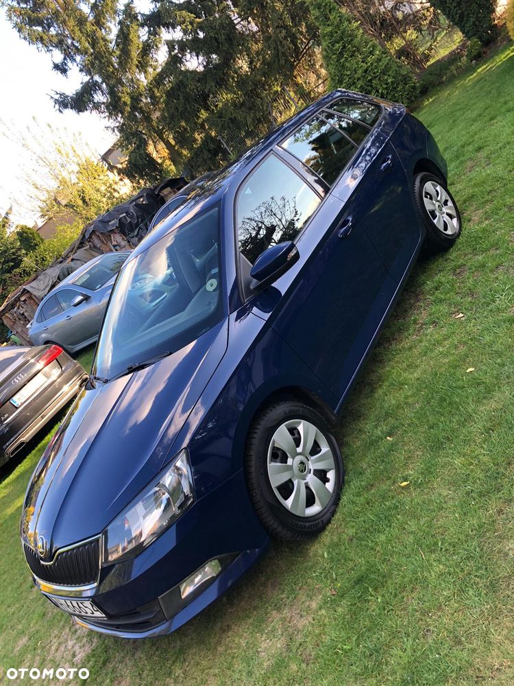 Skoda Fabia 1.2 TSI Active - 2