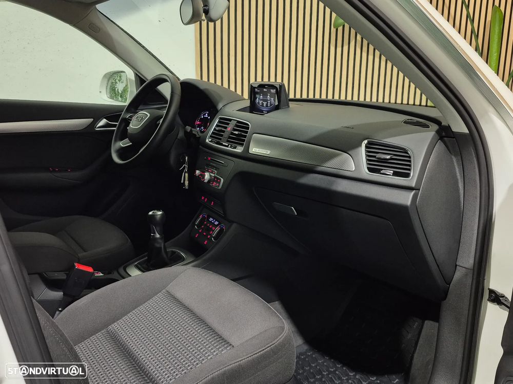 Audi Q3 2.0 TDI quattro Design - 29