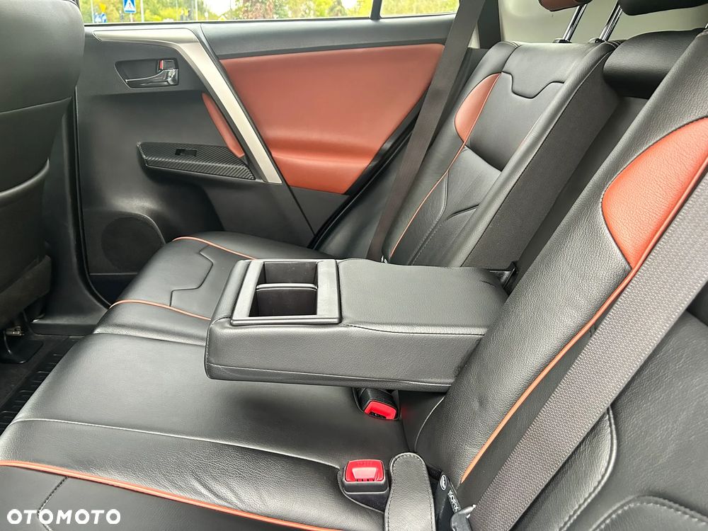 Toyota RAV4 - 3