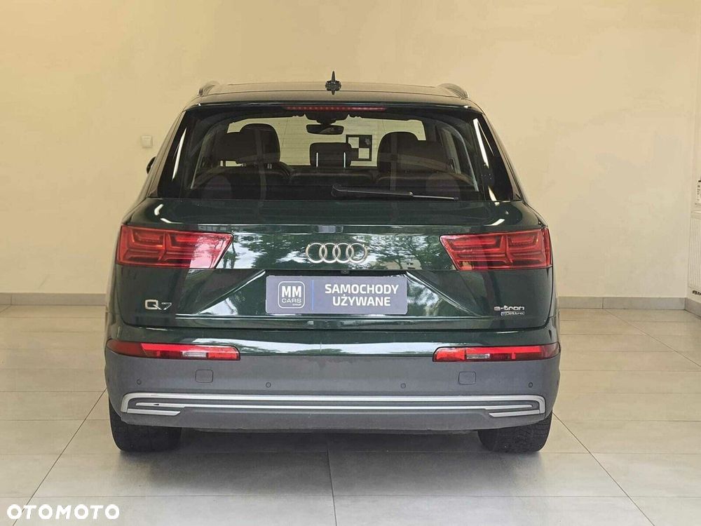 Audi Q7 - 6
