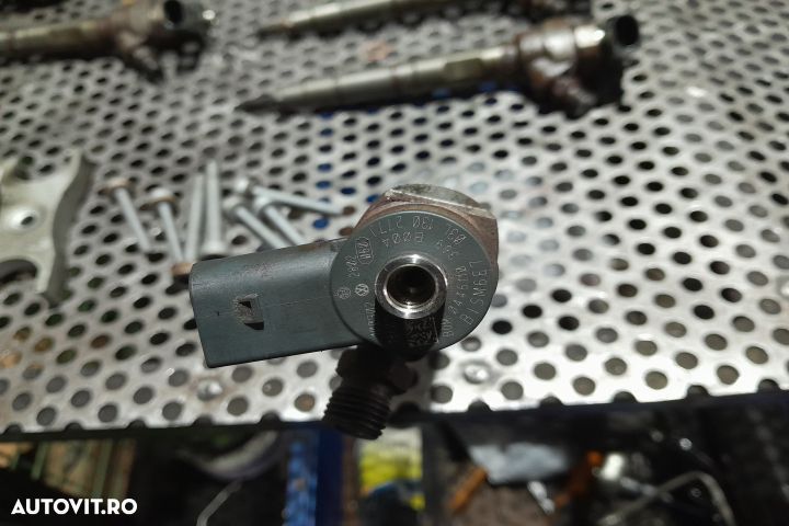 Kit injectie (pompa, rampa, injectoare) 03L130089P / 0445110369 / 03L - 3