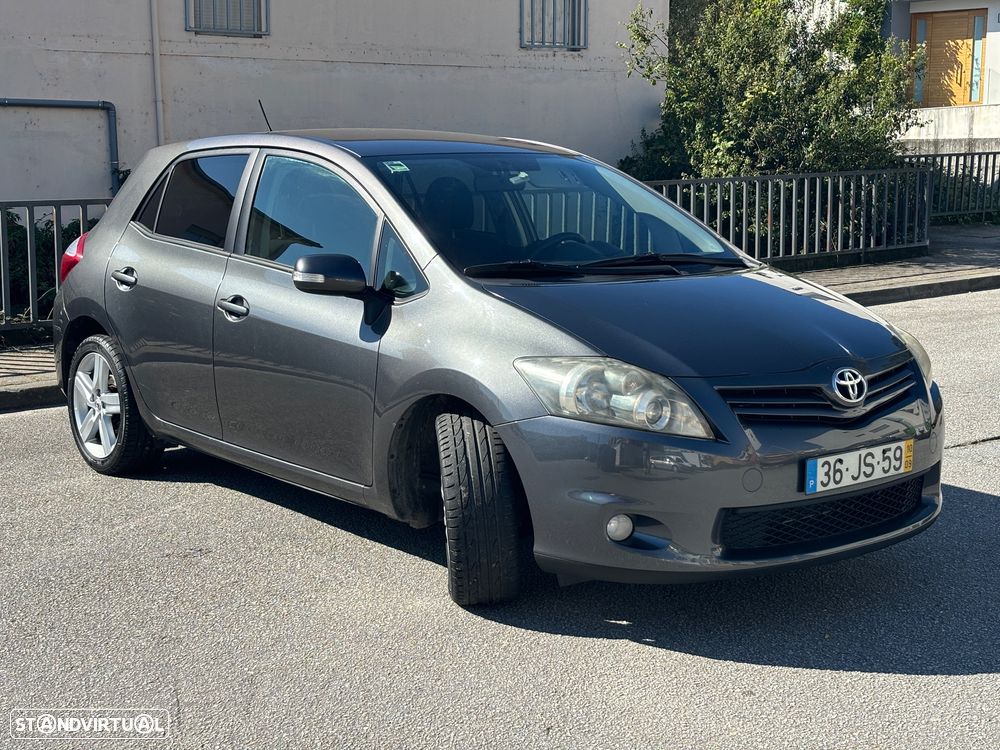Toyota Auris 1.4 D-4D Exclusive+P.Sport - 6
