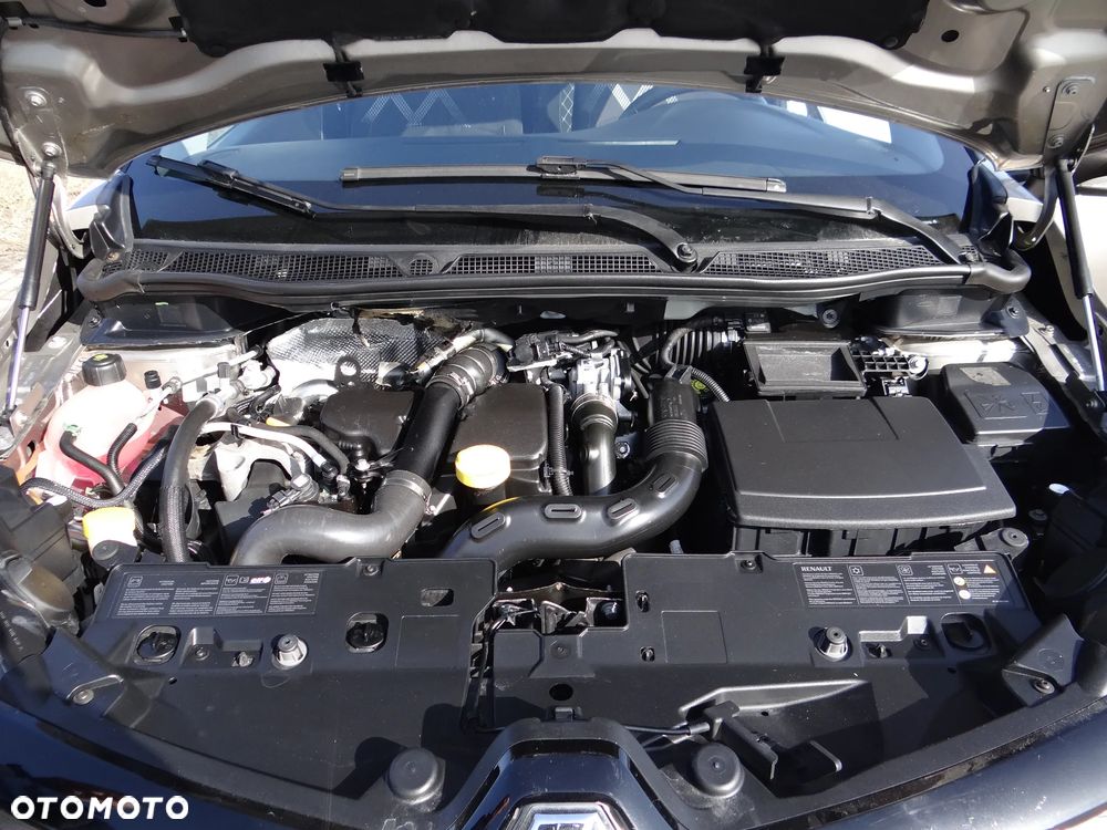 Renault Captur - 23