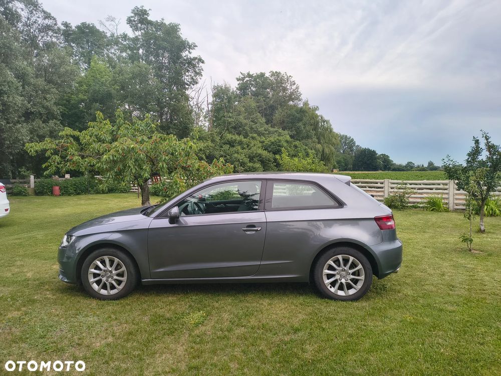 Audi A3 3-drzwiowe 1.4 TFSI Attraction - 5