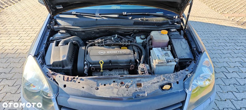 Opel Astra 1.6 Cosmo - 36