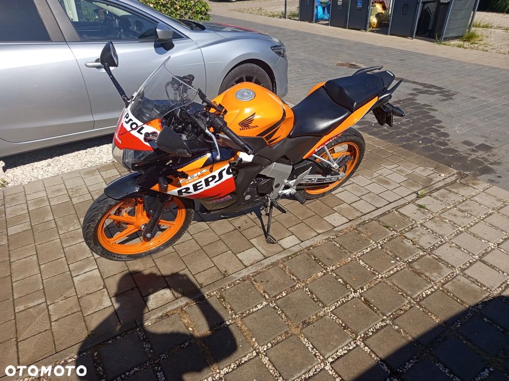 Honda CBR - 1