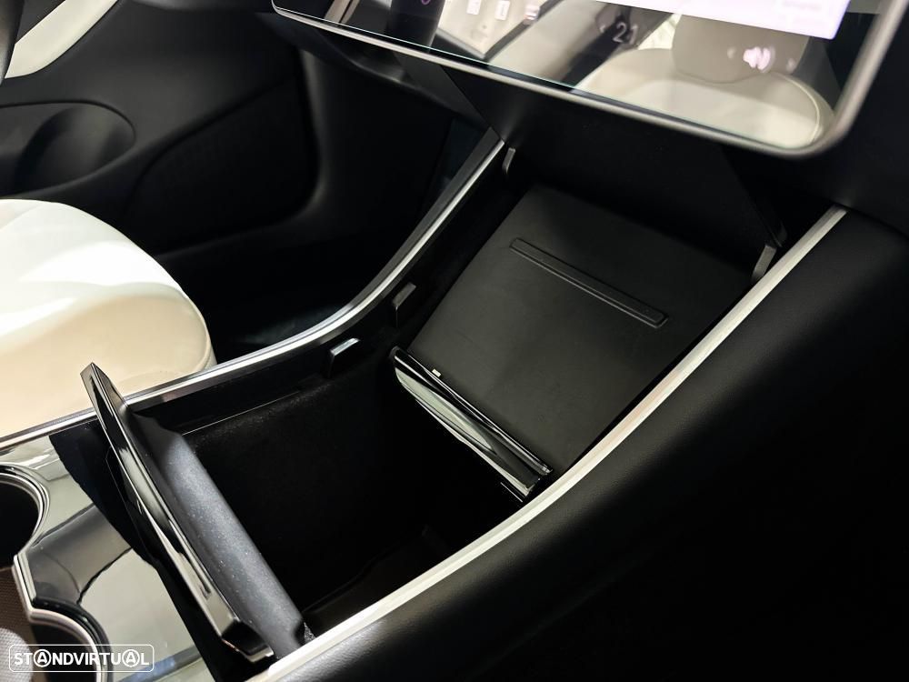 Tesla Model 3 Performance Dual Motor AWD - 40