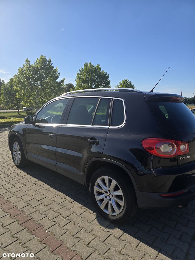 Volkswagen Tiguan - 3