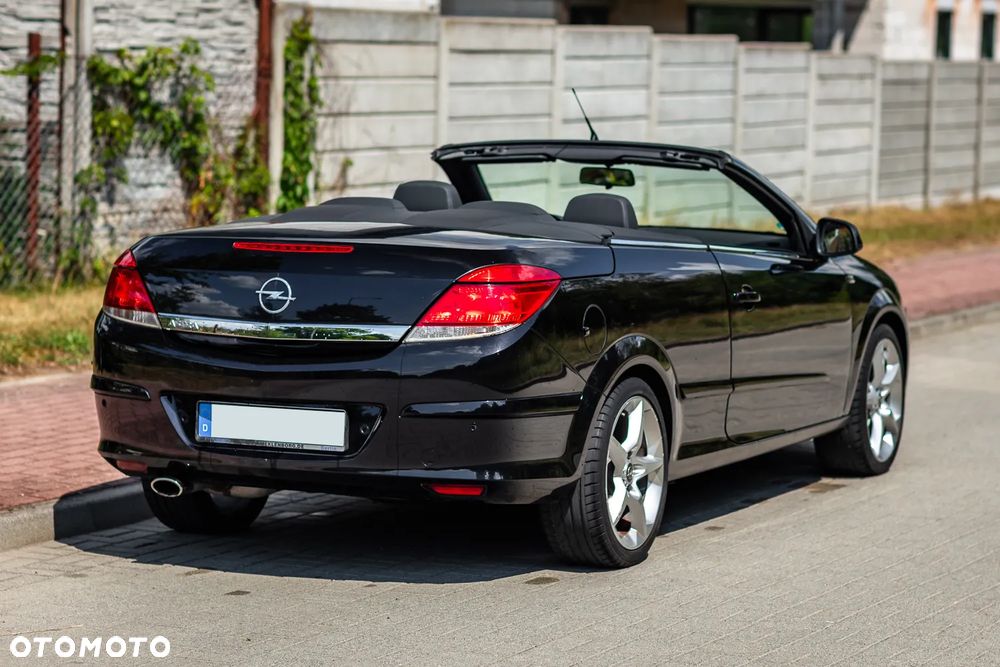 Opel Astra 1.8 - 11
