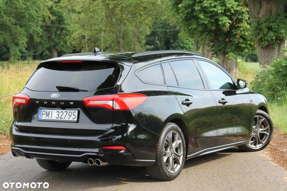 Ford Focus 1.5 EcoBlue Start-Stopp-System ST-LINE - 10