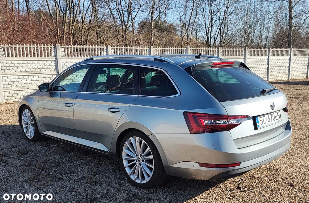 Skoda Superb 2.0 TDI 4x4 L&K DSG - 5