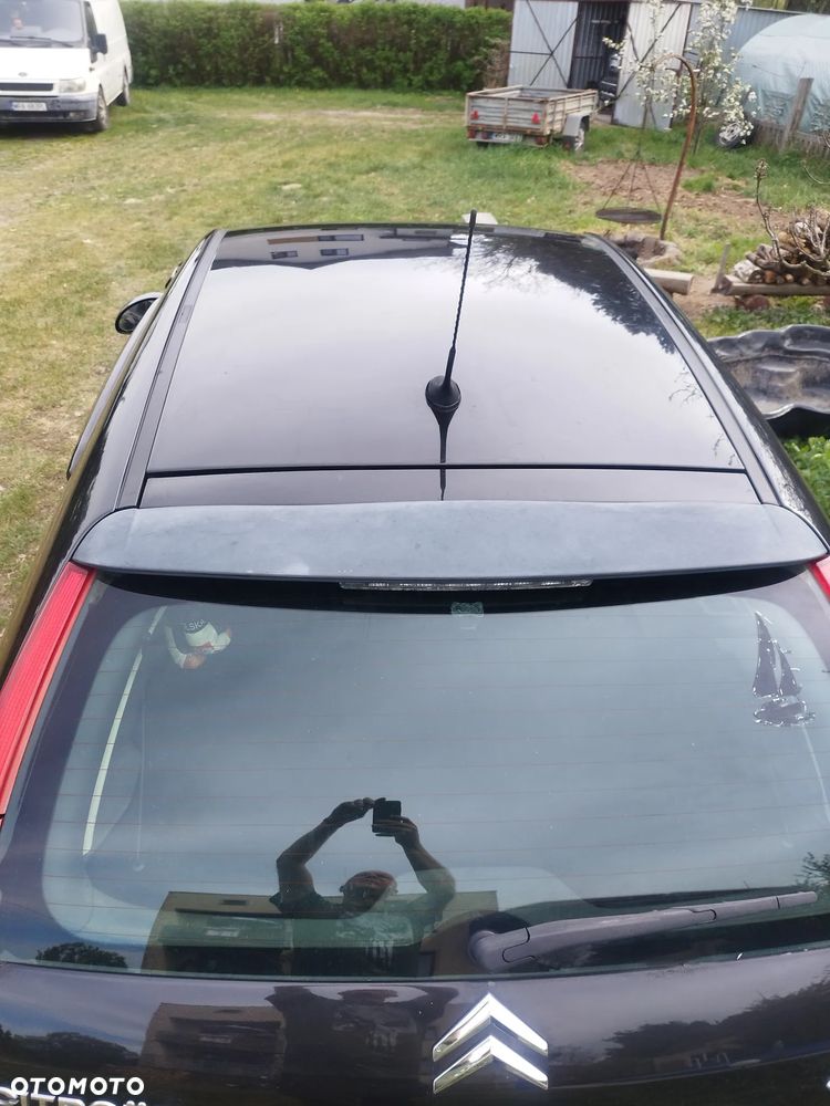 Citroën C4 2.0 16V Style - 5
