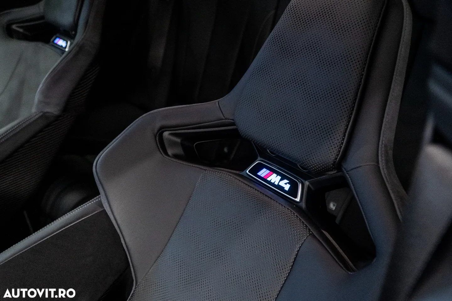 BMW M4 Competition AT - 14