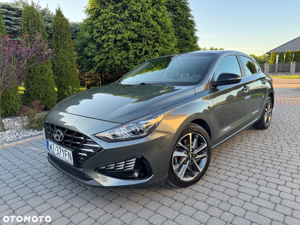 Hyundai i30 1.5 T-GDI 48V Comfort DCT - 10