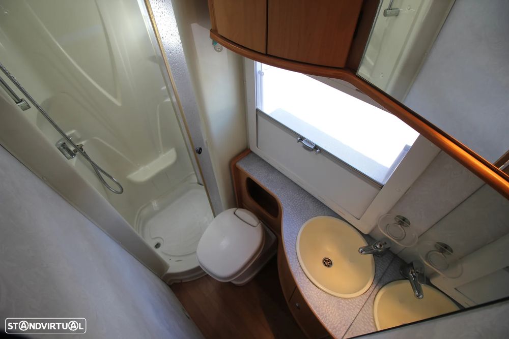 Challenger 311 *Cama Francesa*5 lugares* - 9