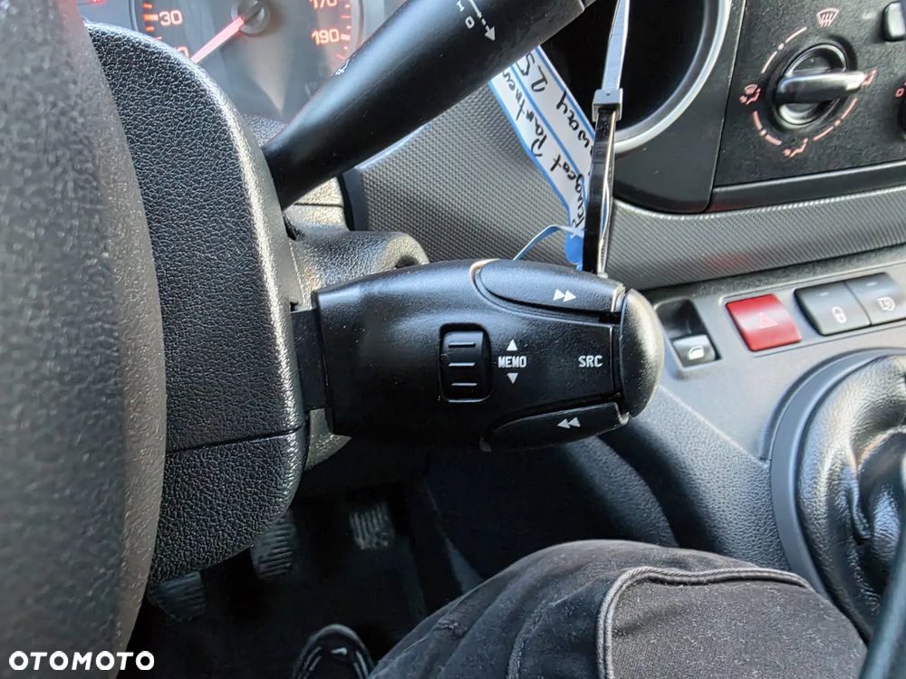 Citroën BERLINGO - 16